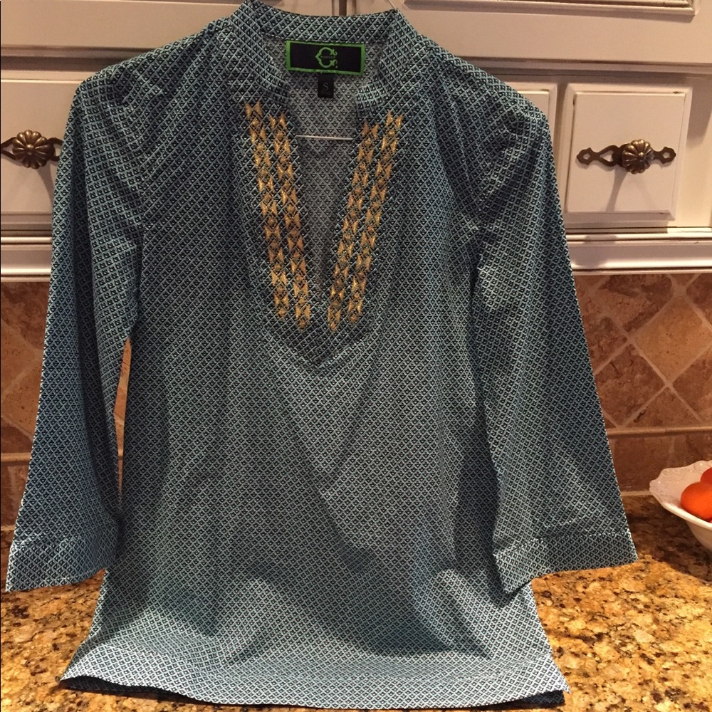 C Wonder tunic. Blue with gold trim. S and XL